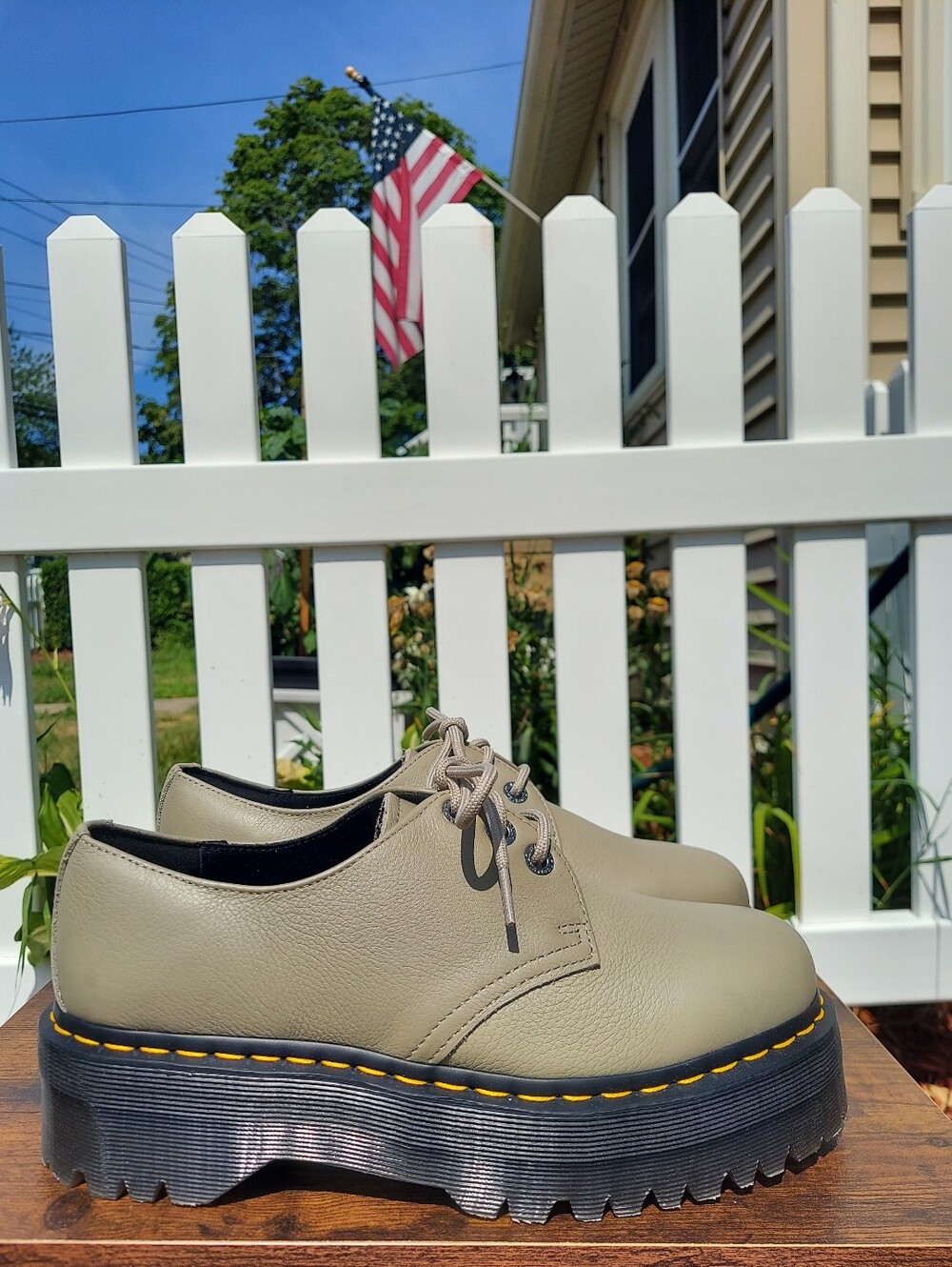 Dr. Martens 1461 Quad II Pisa Leather Tan Platform Oxford Women Size 9M Docs DM - Picture 12 of 13